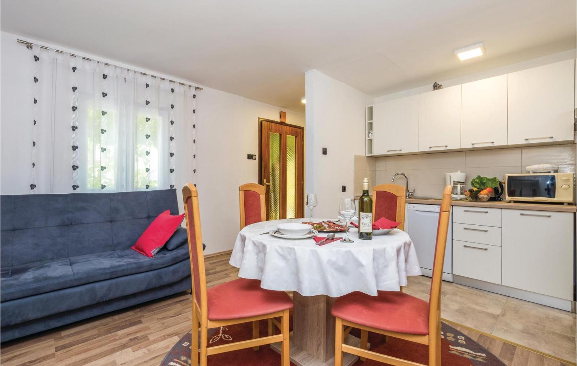 Pet Friendly Home In Rijeka With Wifi Екстериор снимка